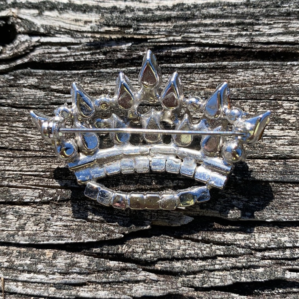 Vintage Rhinestone Crown Pin - Picture 4 of 6